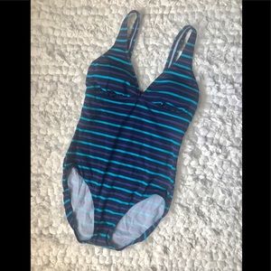 🌸Merona Swimsuit One Piece SZ M 🌸